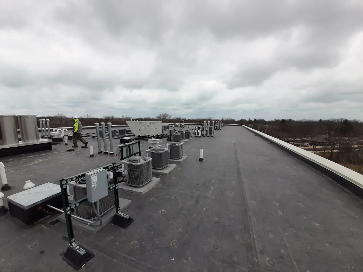commercial flat roof replacement crystal lake il apex exteriors